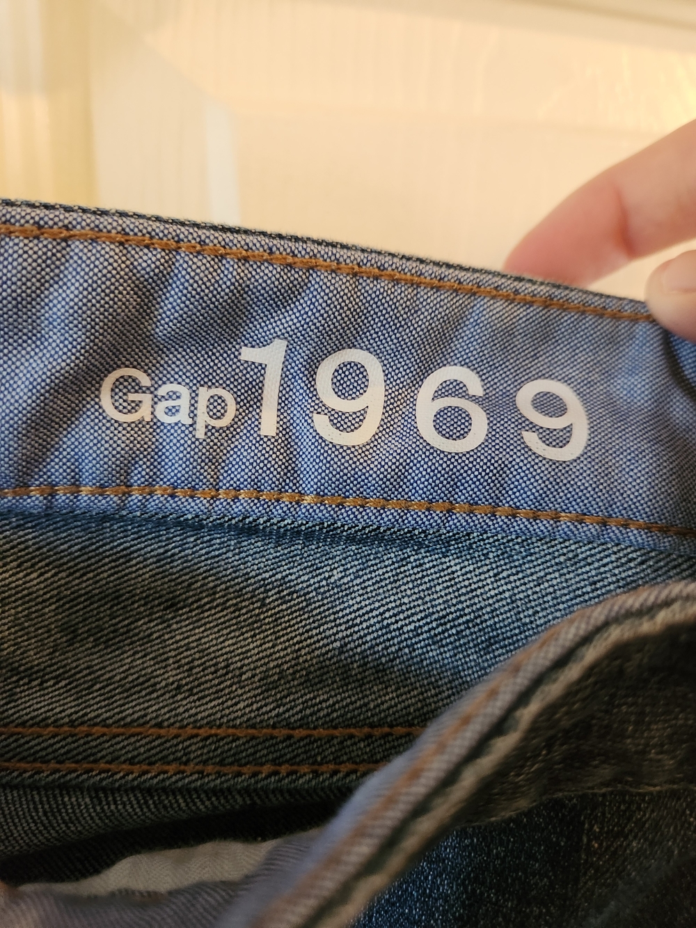 GAP 1969 Women’s Medium Blue Denim Jeans, Size 30/10 - Picture 3 of 6